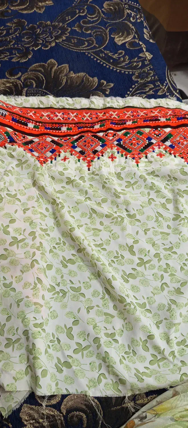 این لباس ۲۵تمن|لباس|جازموریان, |دیوار