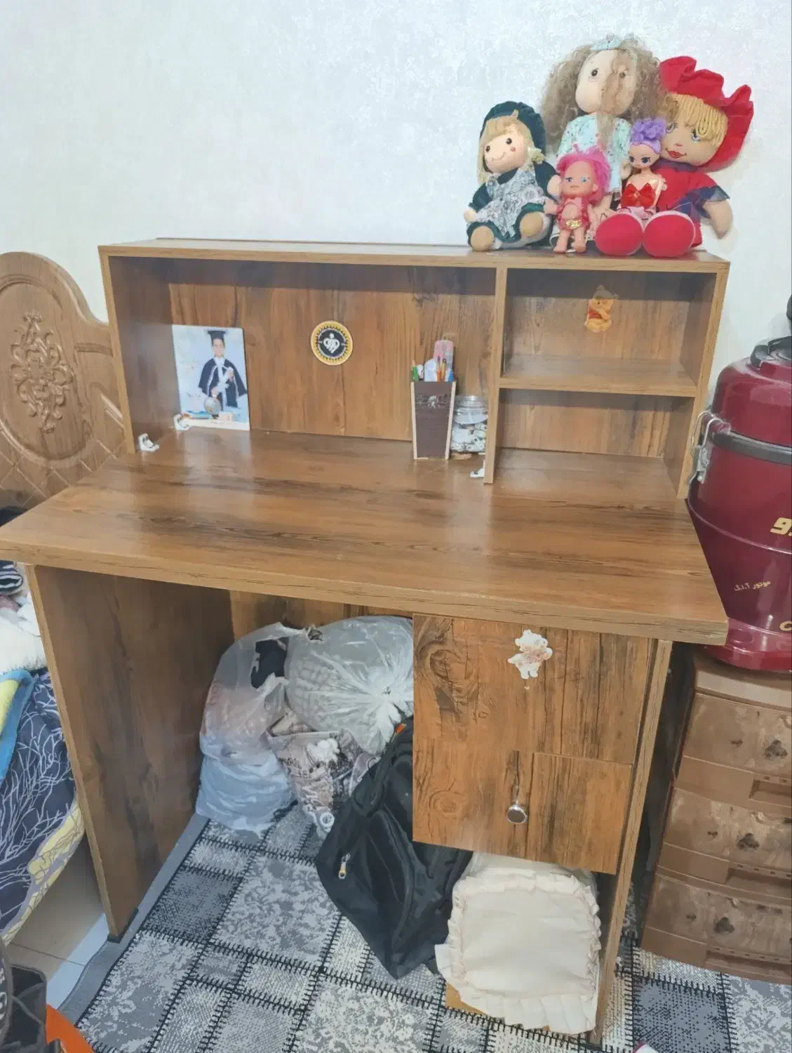 میز تحریر|میز تحریر و کامپیوتر|برخوار, |دیوار