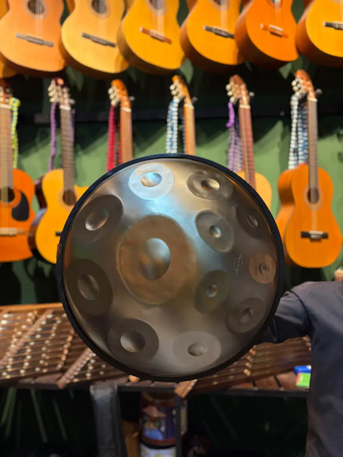 نمایندگی هنگدرام|درام و پرکاشن|رباطکریم, رباطکریم|دیوار