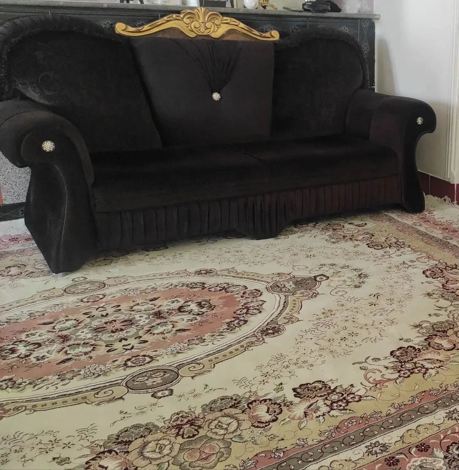 مبل راحتی|مبلمان خانگی و میز عسلی|ایلخچی, |دیوار