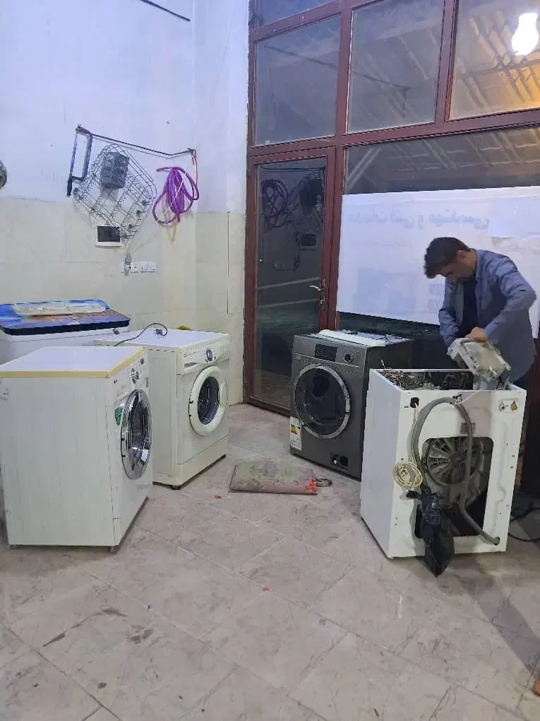 تعمیر لباسشویی ،یخچال ،ظرفشویی ۶ماه گارانتی تعمیر|خدمات پیشه و مهارت|ارومیه, |دیوار