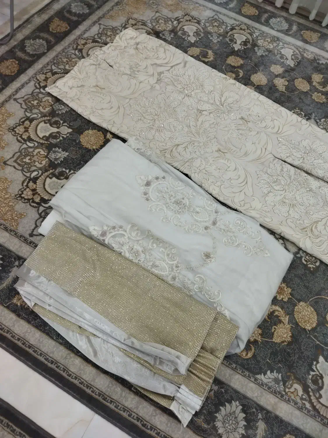 پرد‌ه‌‌|پرده، رانر، رومیزی|بهارستان, |دیوار