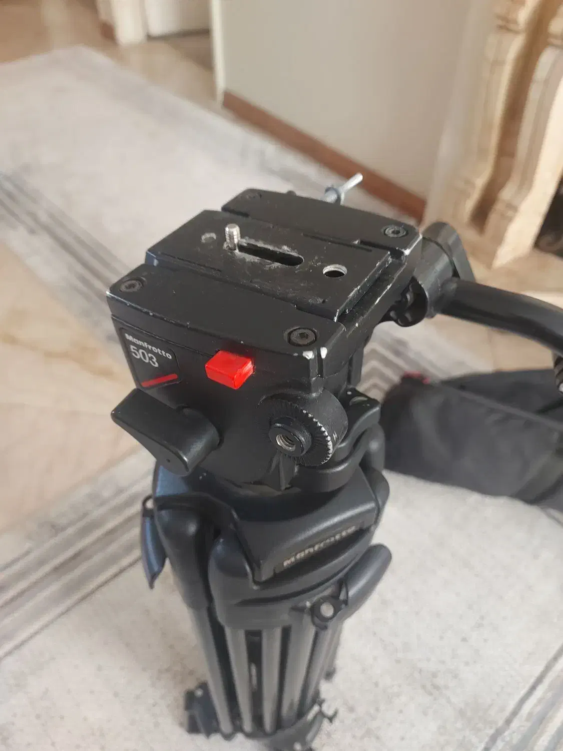 سه پایه دوربین مانفرتو 503|دوربین عکاسی و فیلم‌برداری|تهران, گیشا|دیوار