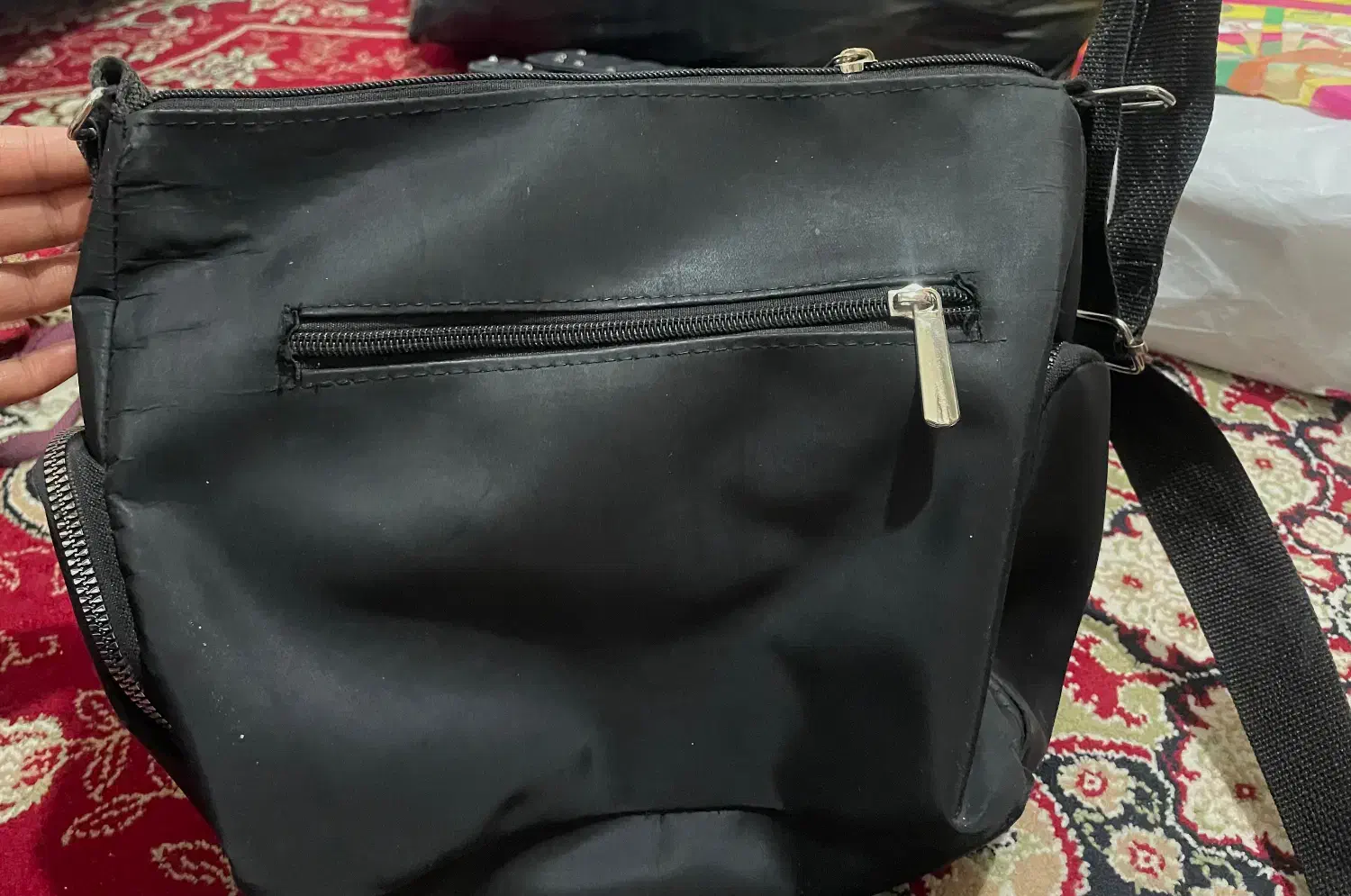 کیف|کیف، کفش، کمربند|اراک, |دیوار