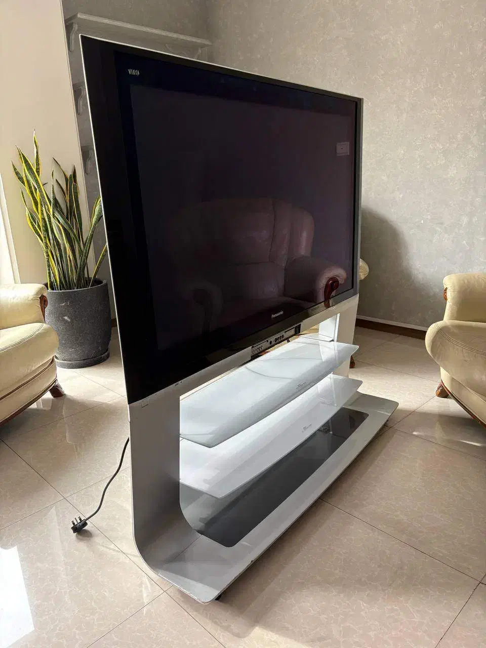 تلویزیون پاناسونیک 50 اینچ مناسب منزل و محل کار|تلویزیون و پروژکتور|تهران, ظفر|دیوار