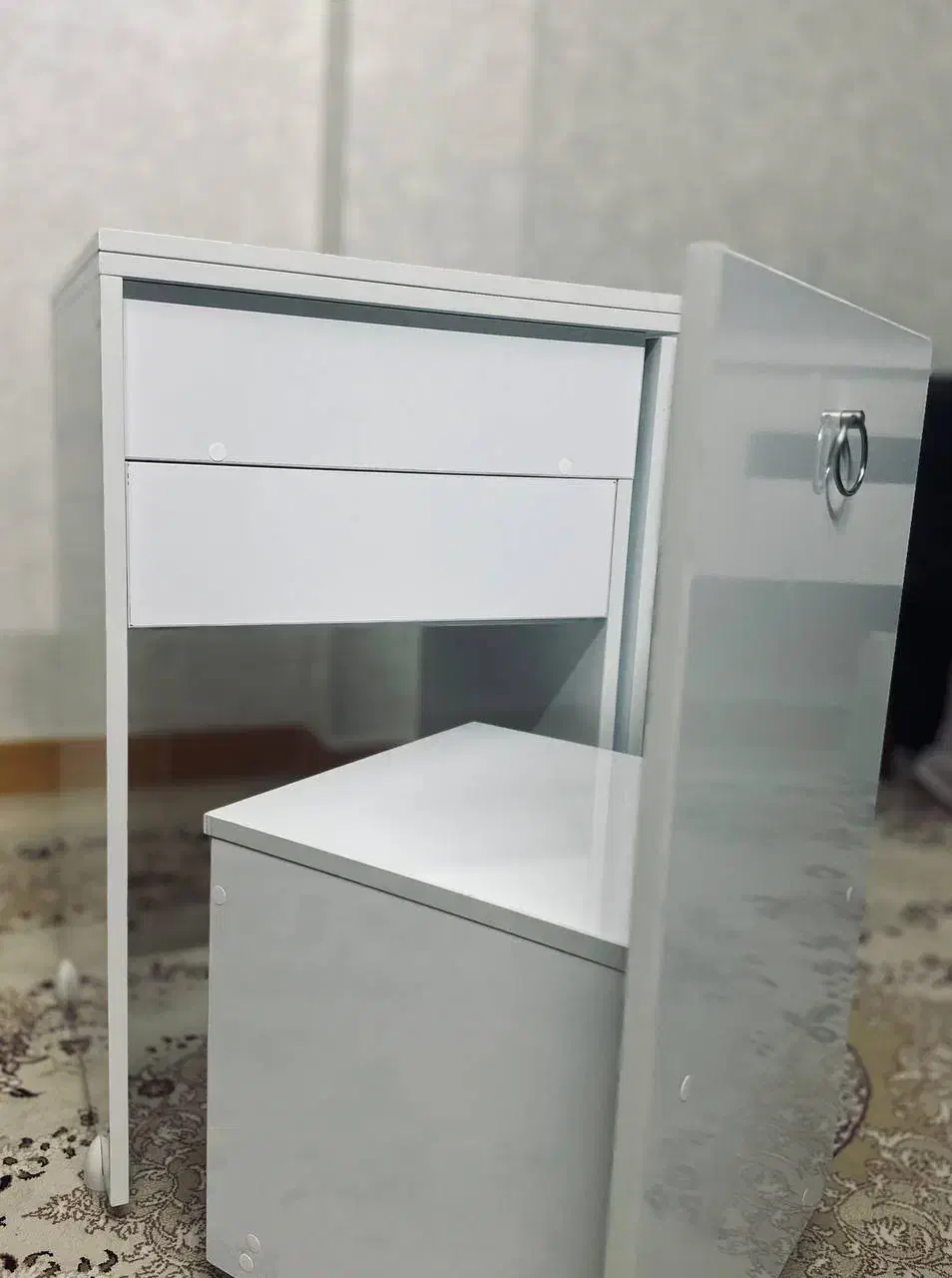 میز همه کاره کم جا|میز تحریر و کامپیوتر|لاهیجان, لیالستان|دیوار