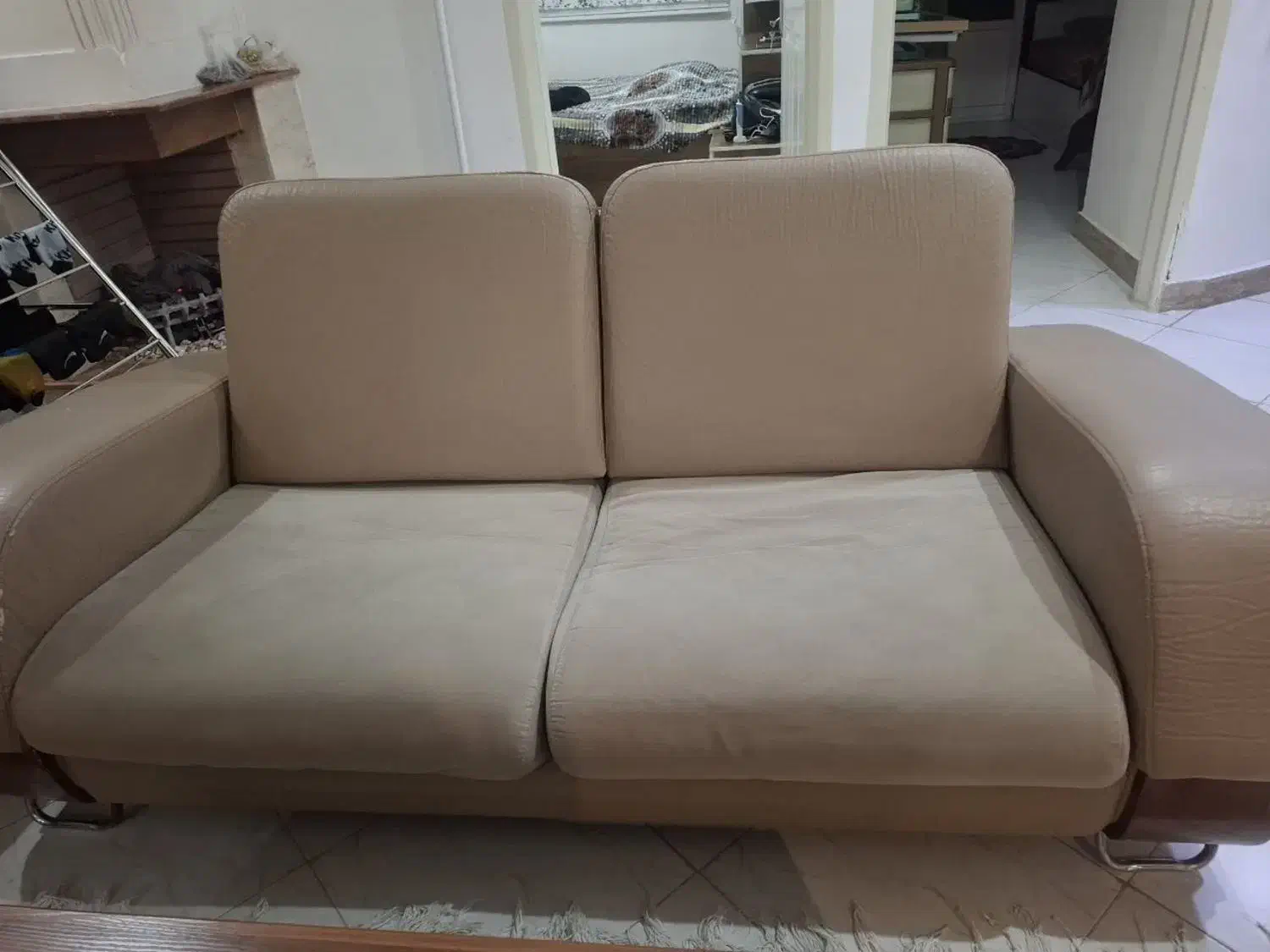 فروش مبل چرمی|مبلمان خانگی و میز عسلی|رشت, جهاد|دیوار