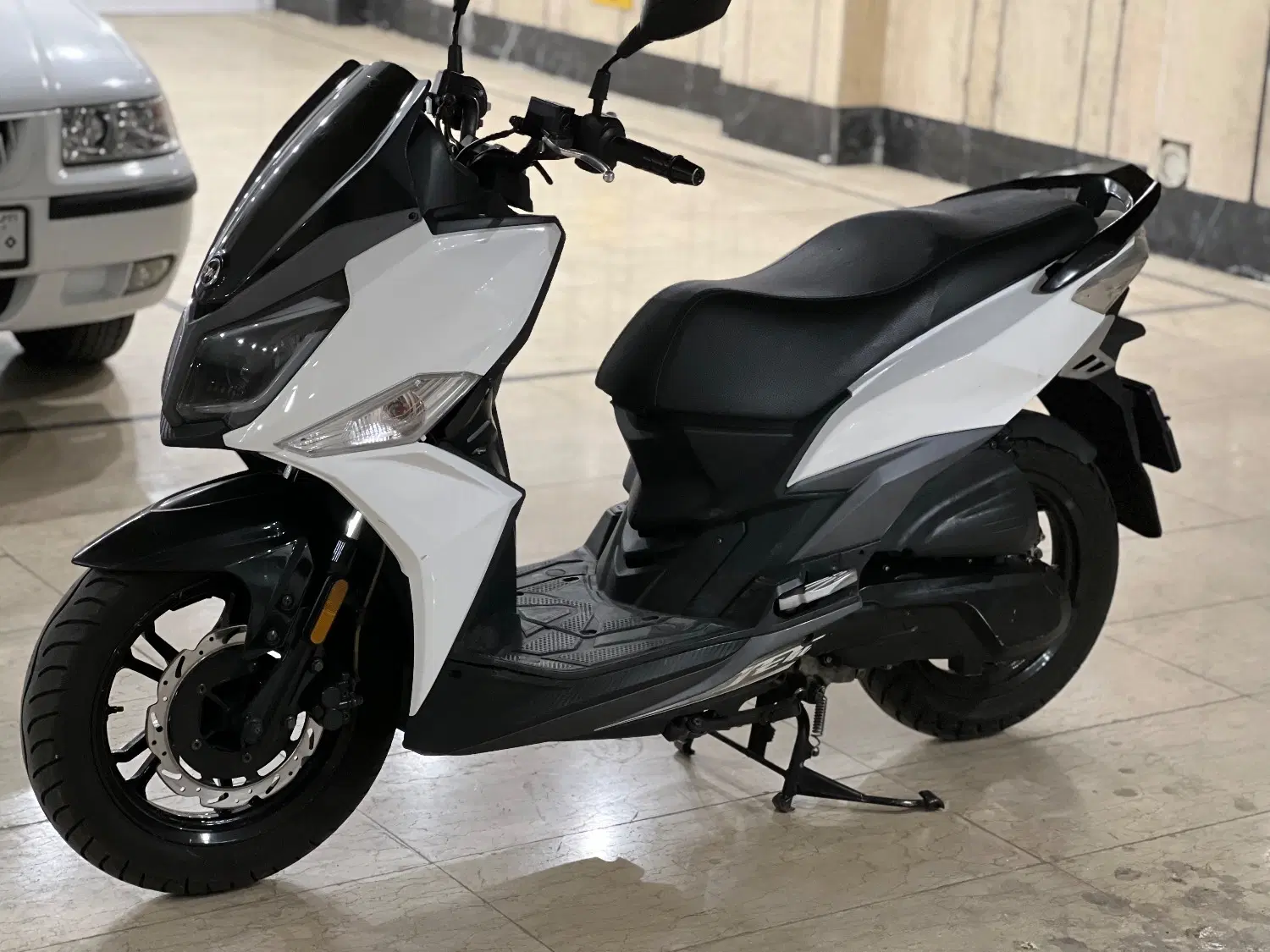 j200 g200 1401|موتورسیکلت|تهران, آهنگران (سراسیاب دولاب)|دیوار