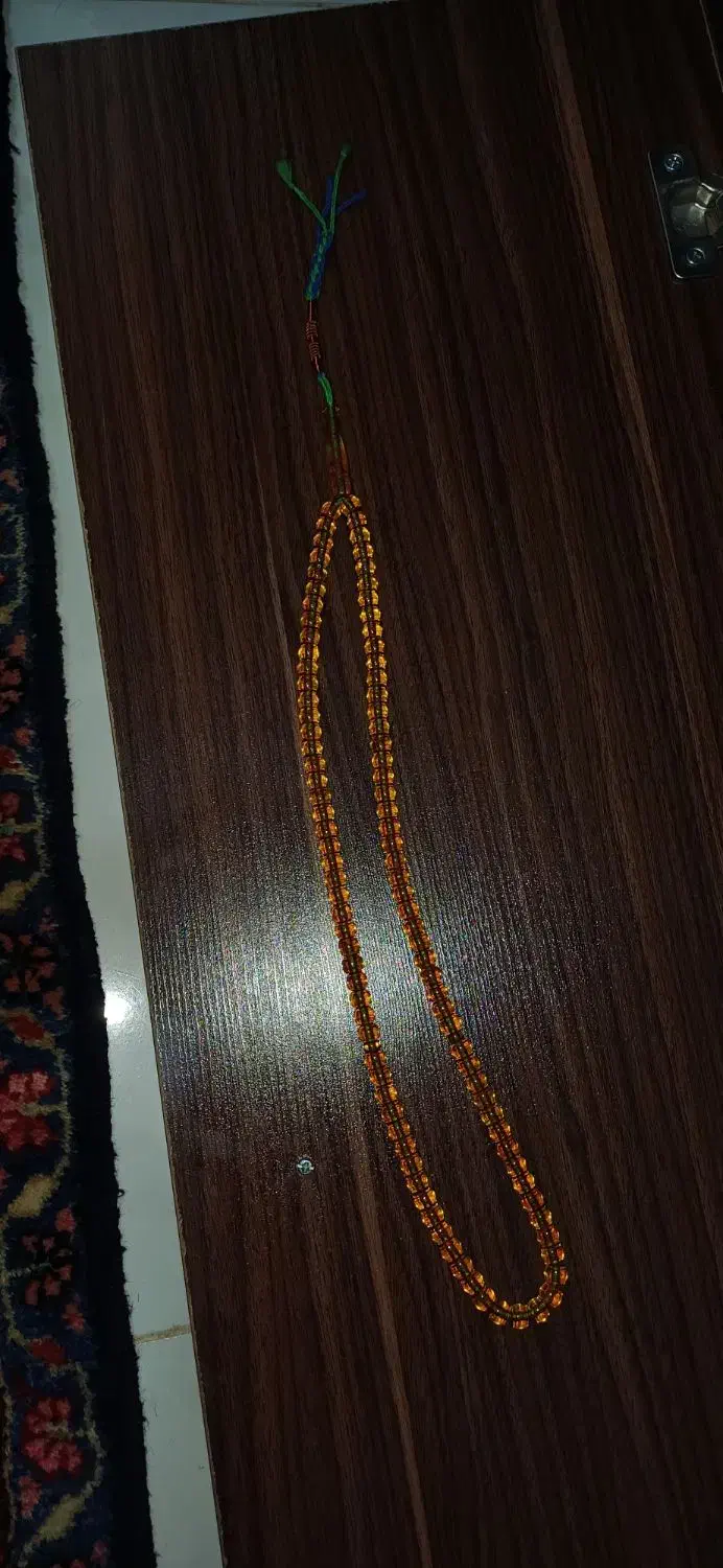 تسبیح سندلوس|کلکسیون اشیاء عتیقه|همدان, |دیوار