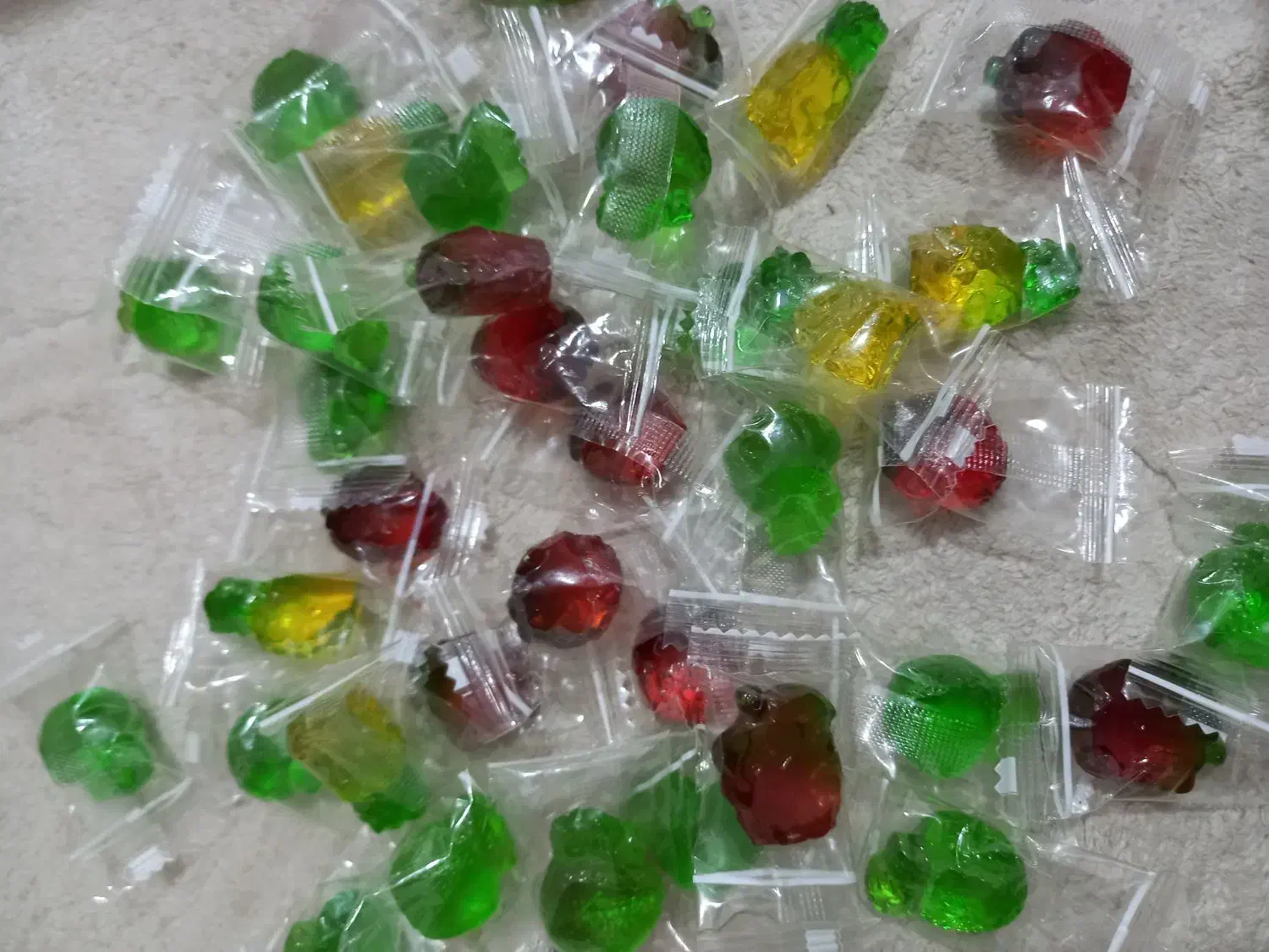 حراج پاستیل خارجی و ابنبات خارجی|حراج|بندر گناوه, |دیوار