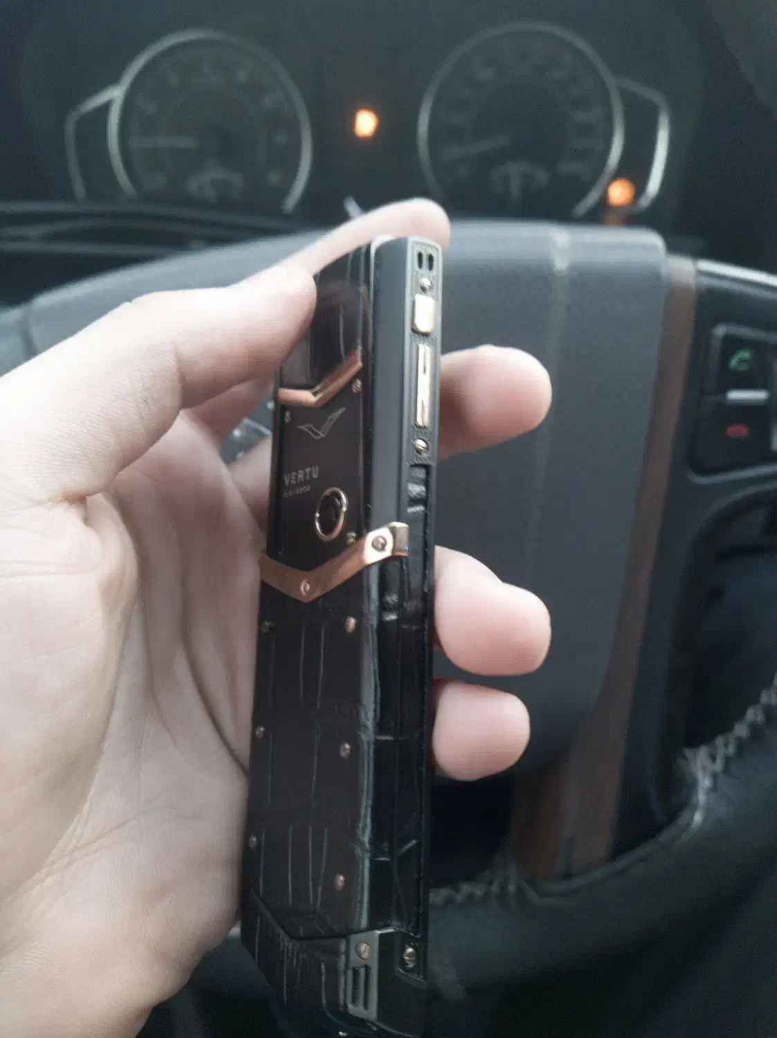 vertu ورتو سیگنچر|موبایل|تهران, نجات اللهی|دیوار