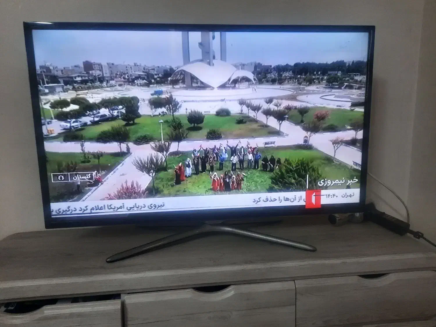 تلوزیون سامسونگ ۴۲اینچ|تلویزیون و پروژکتور|تهران, آذری|دیوار