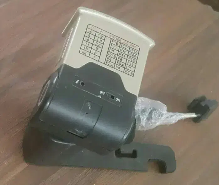 فلاش و استند دوربین عکاسی|دوربین عکاسی و فیلم‌برداری|ارومیه, |دیوار