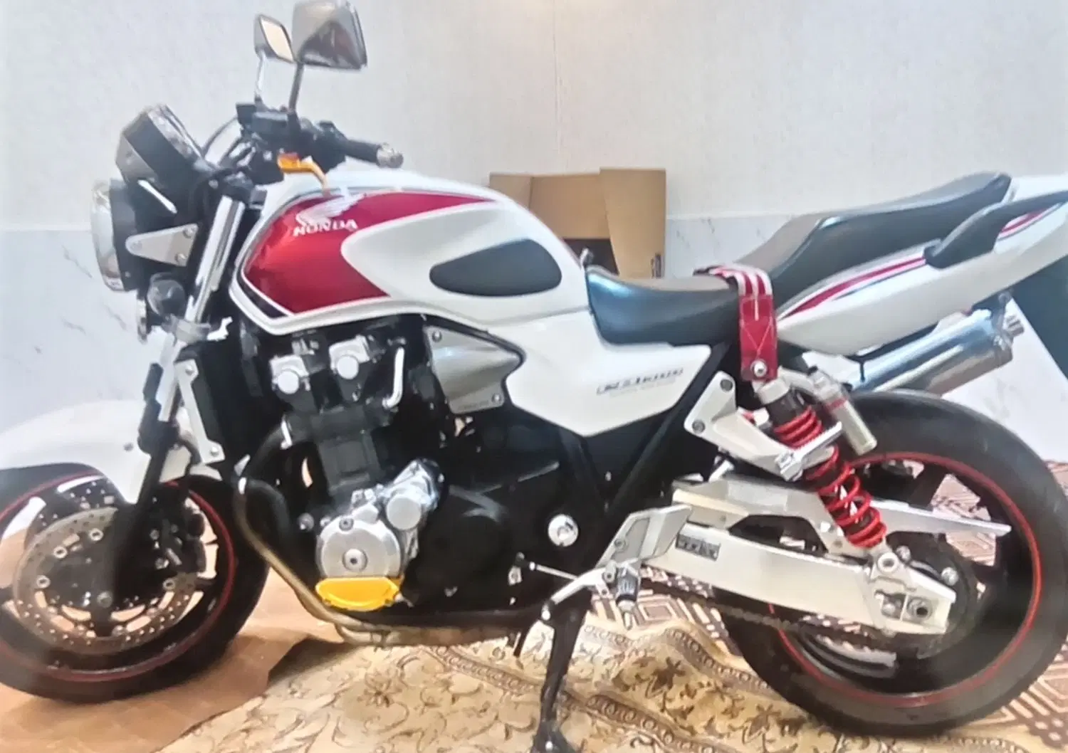 cb1300.2011|موتورسیکلت|اصفهان, عباس‌آباد|دیوار