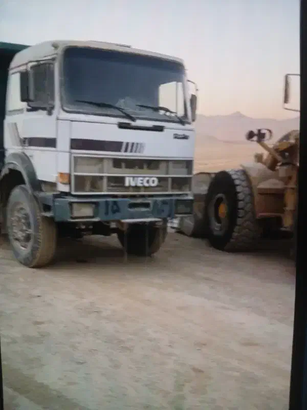 اویکو۳۳۰|خودرو سنگین|نجف‌آباد, فیروزآباد|دیوار