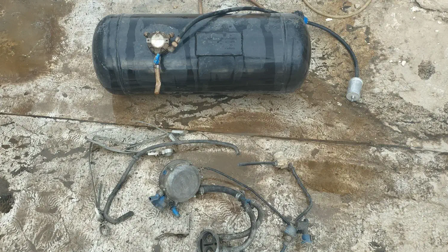 کپسول ال پی جی ۶۰ لیتری|قطعات یدکی و لوازم جانبی|قرچک, زیبا شهر|دیوار