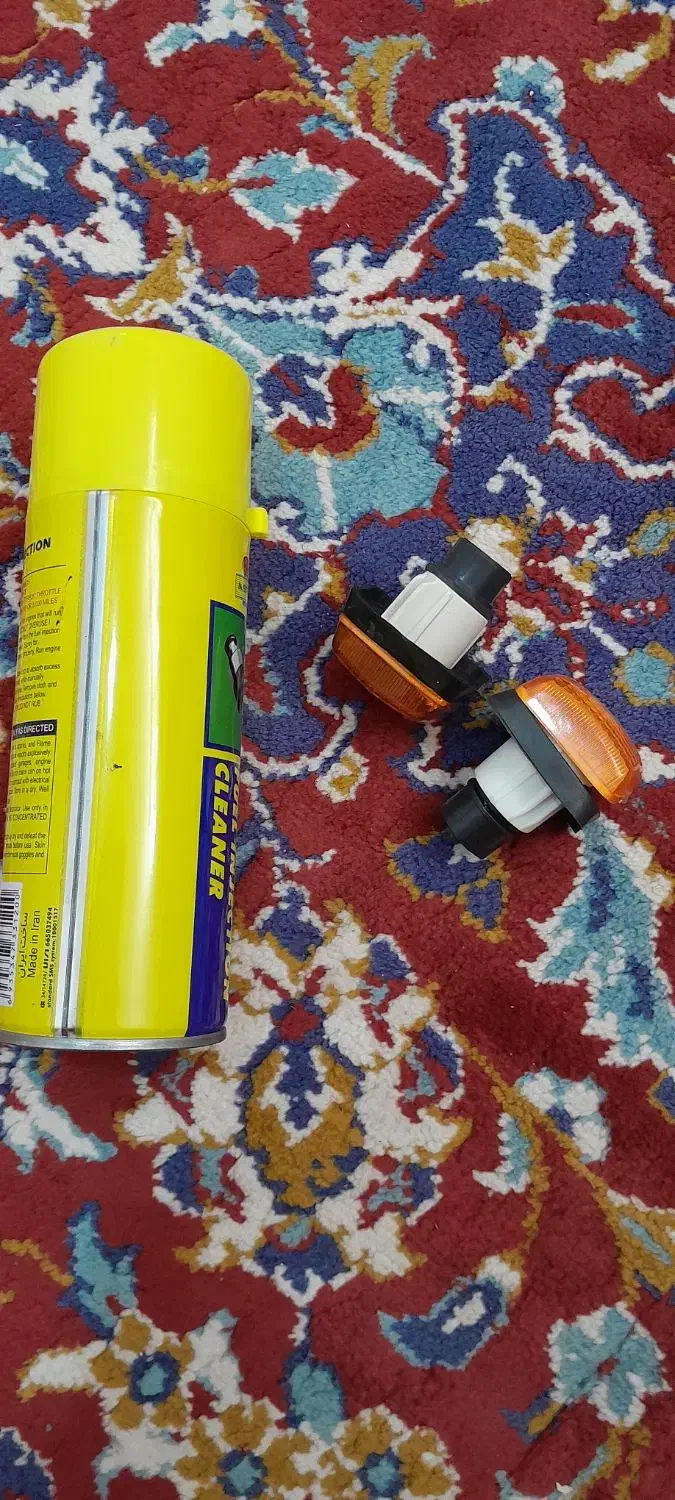 خطر و شیشه چراغ و راهنما۴۰۵ واسپری انژکتور|قطعات یدکی و لوازم جانبی|تربت جام, باغ سنگان سفلی|دیوار