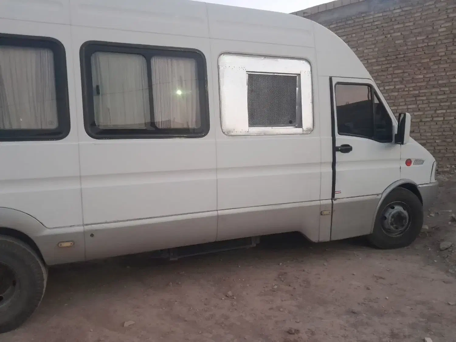 مینی بوس اویکو|خودرو سنگین|میبد, |دیوار