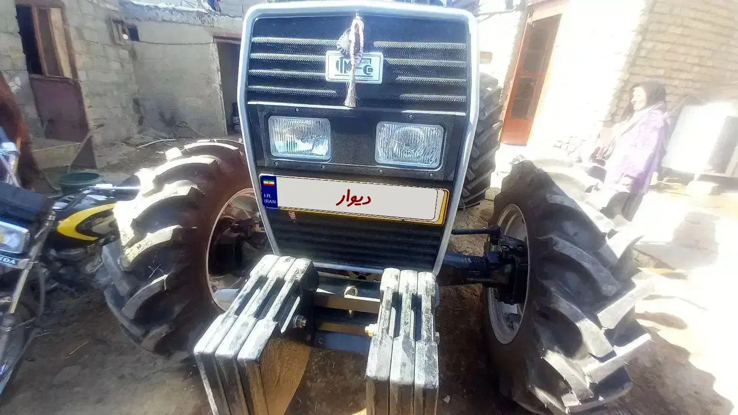 تراکتور ۴۷۵  خشک|خودرو سنگین|حمیل, |دیوار
