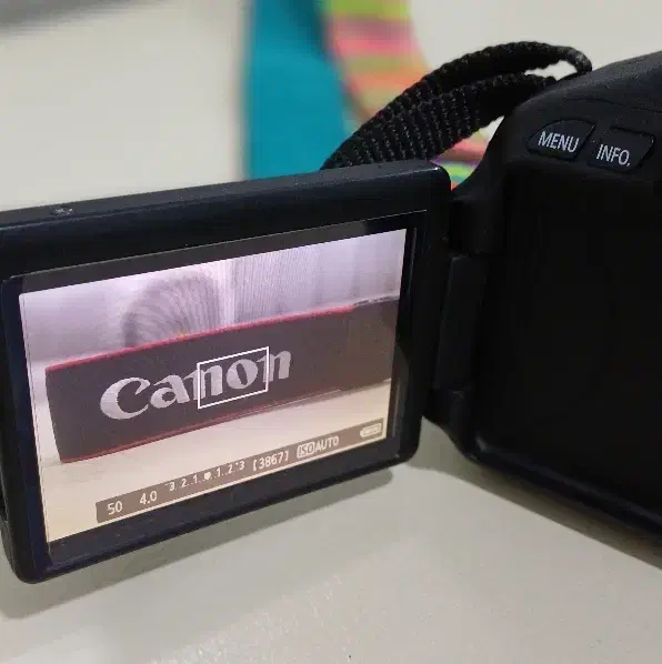 دوربین ۶۰۰d|دوربین عکاسی و فیلمبرداری|قم, علی آباد سعدگان|دیوار