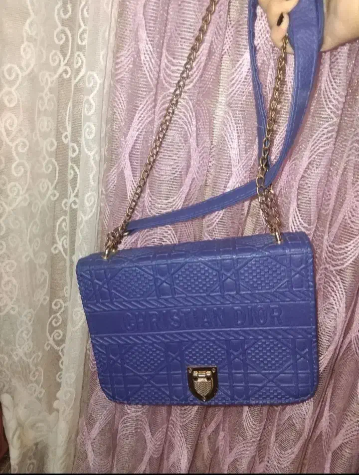 کیف دستی|کیف، کفش، کمربند|رشت, حمیدیان|دیوار