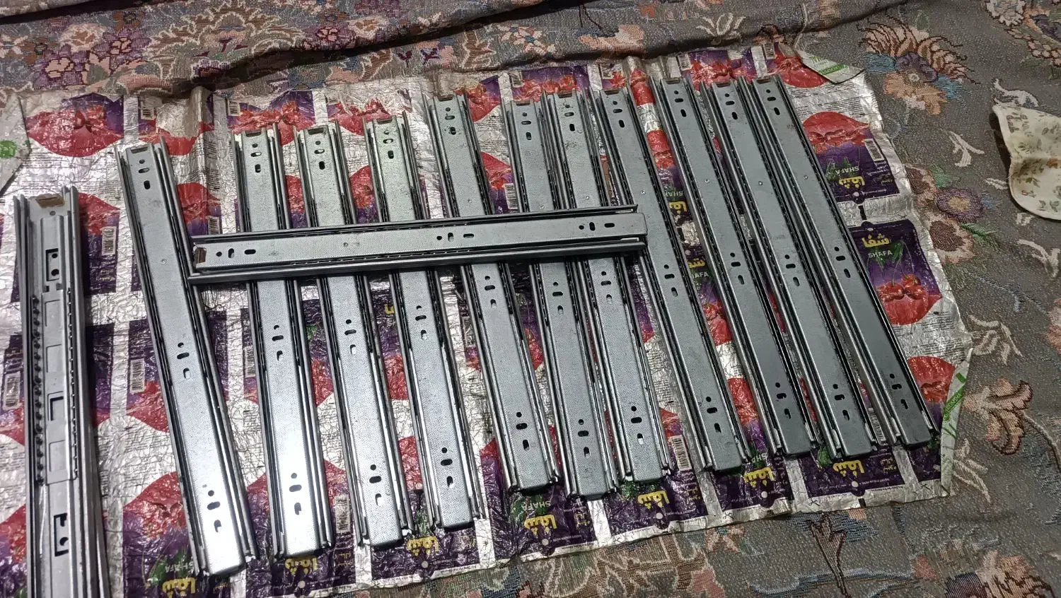 ریل کشو|جاکفشی، کمد، دراور|فردیس, شهرک شهید حسینی|دیوار