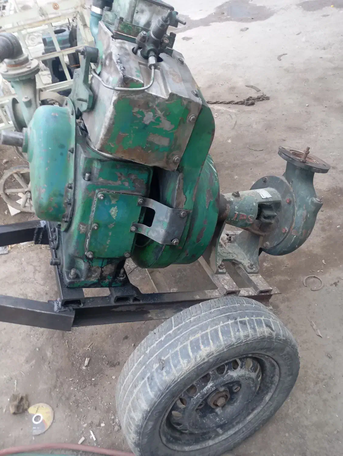 موتور ۱۰ اسب هوا خنک با پمپ ۴|ماشین‌آلات صنعتی|ارومیه, |دیوار