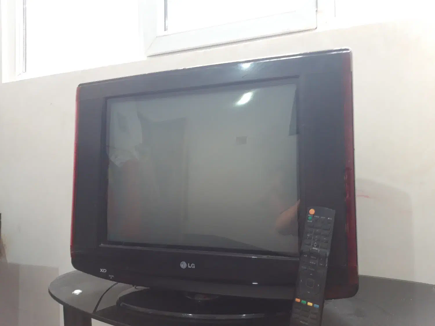 تلویزیون ال جی ۲۳ اینج قدیمی|تلویزیون و پروژکتور|جوانرود, |دیوار