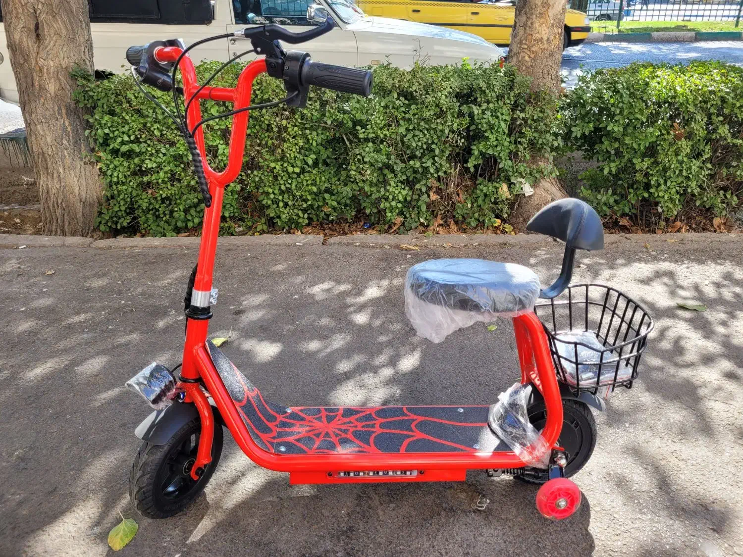 اسکوتر برقی *دیریفیتی* اسباب بازی هیجان انگیز|دوچرخه، اسکیت، اسکوتر|اشتهارد, |دیوار