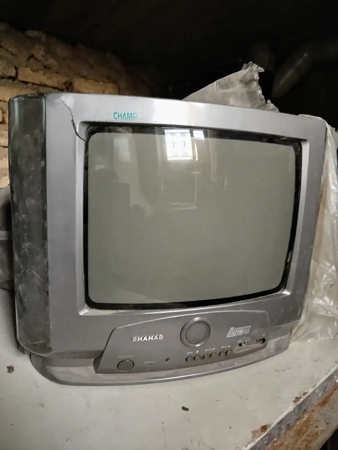 تلویزیون 21 و14 اینچ|تلویزیون و پروژکتور|قدس, شهر‌قدس|دیوار