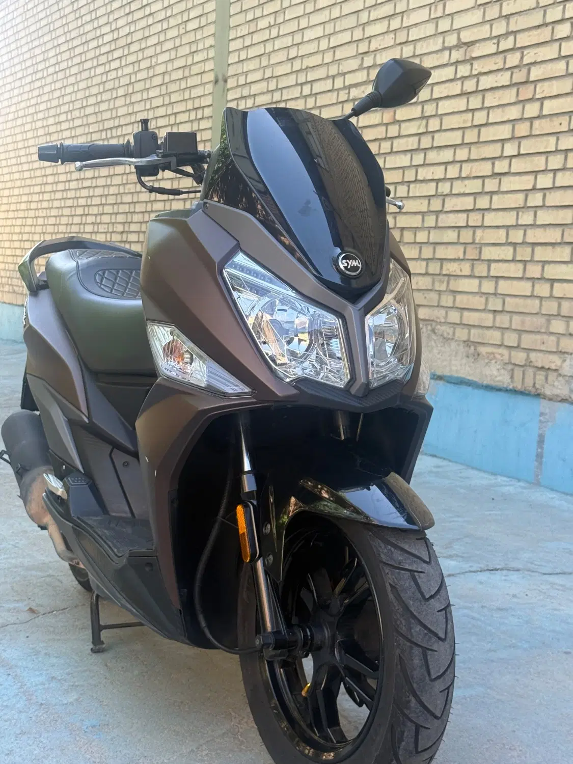 sym j 200|موتورسیکلت|اندیشه, اندیشه فاز ۳|دیوار