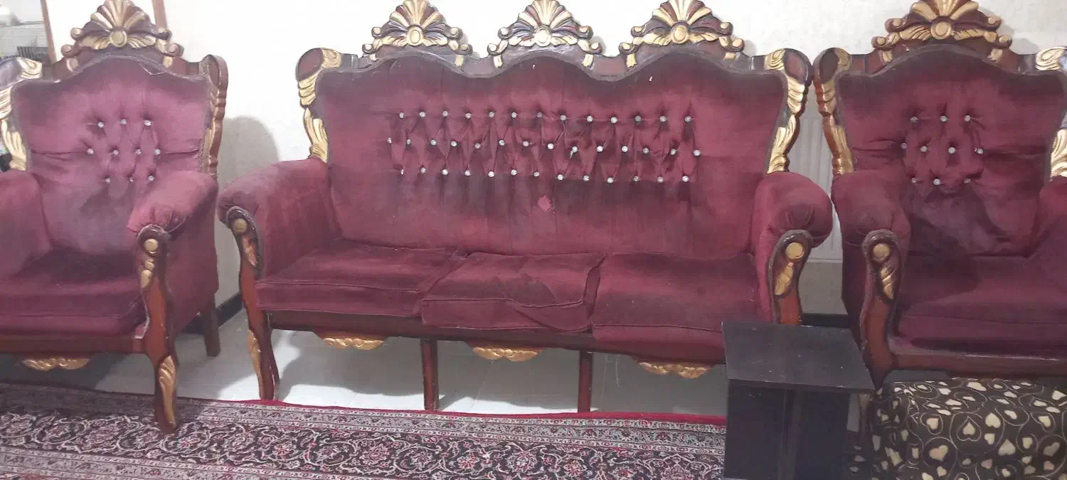 مبل هفت نفره|مبلمان خانگی و میز عسلی|فولادشهر, مسکن مهر فولادشهر|دیوار