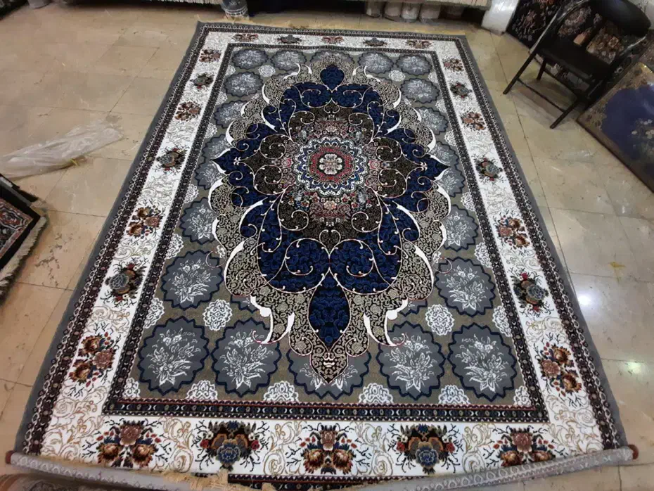 فرش ۹ متری چکاوک فیلی اکبند هراجینه یک هفته ای|فرش|مشهد, سپاد|دیوار