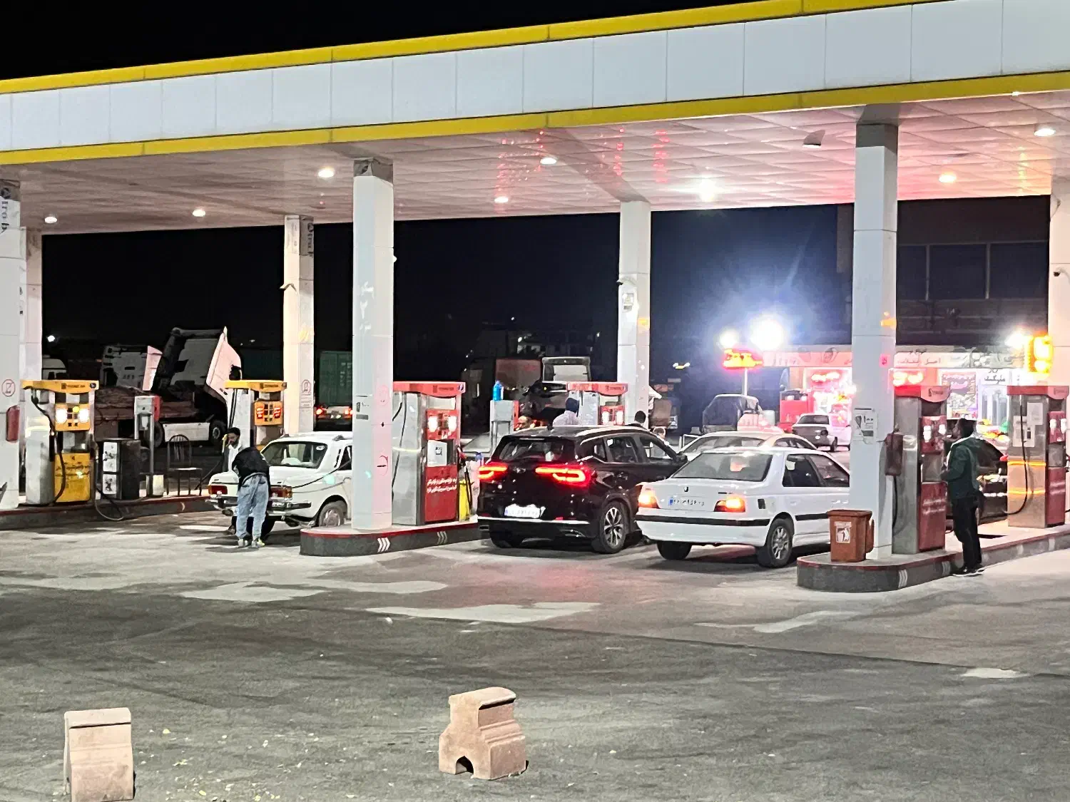 کارگر پمپ بنزین|استخدام صنعتی، فنی، مهندسی|باسمنج, |دیوار