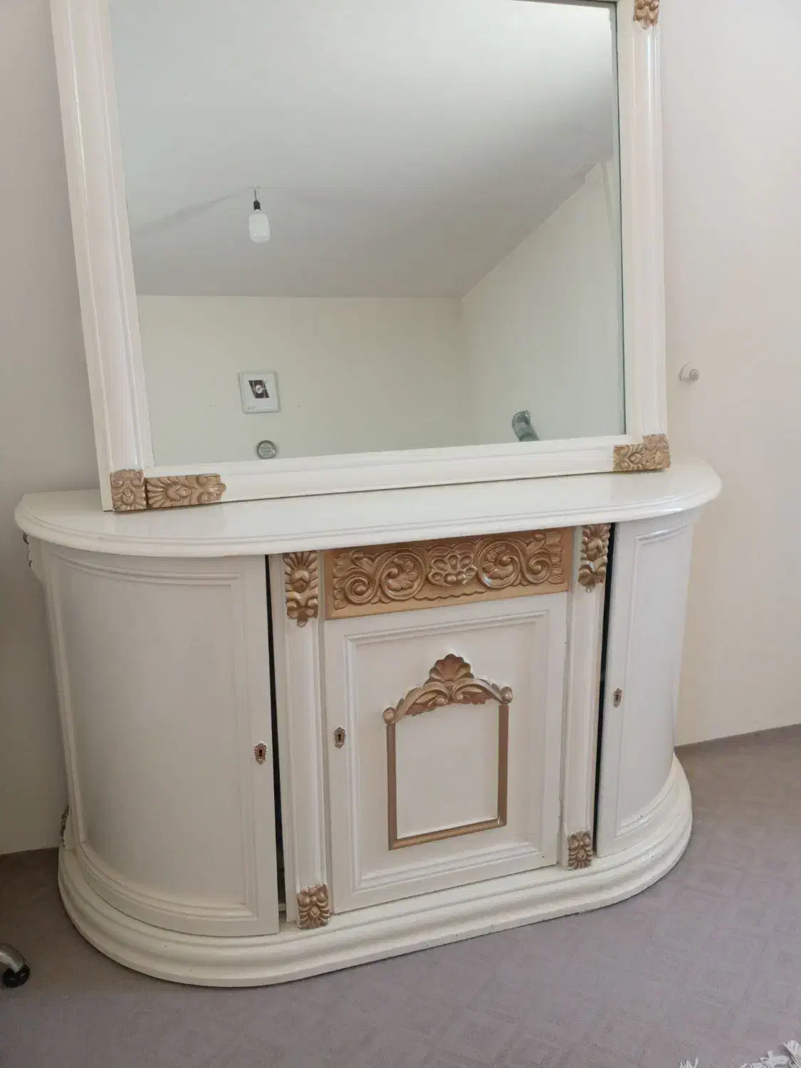 آیینه وکنسول سالم|بوفه، ویترین، کنسول|زنجان, |دیوار