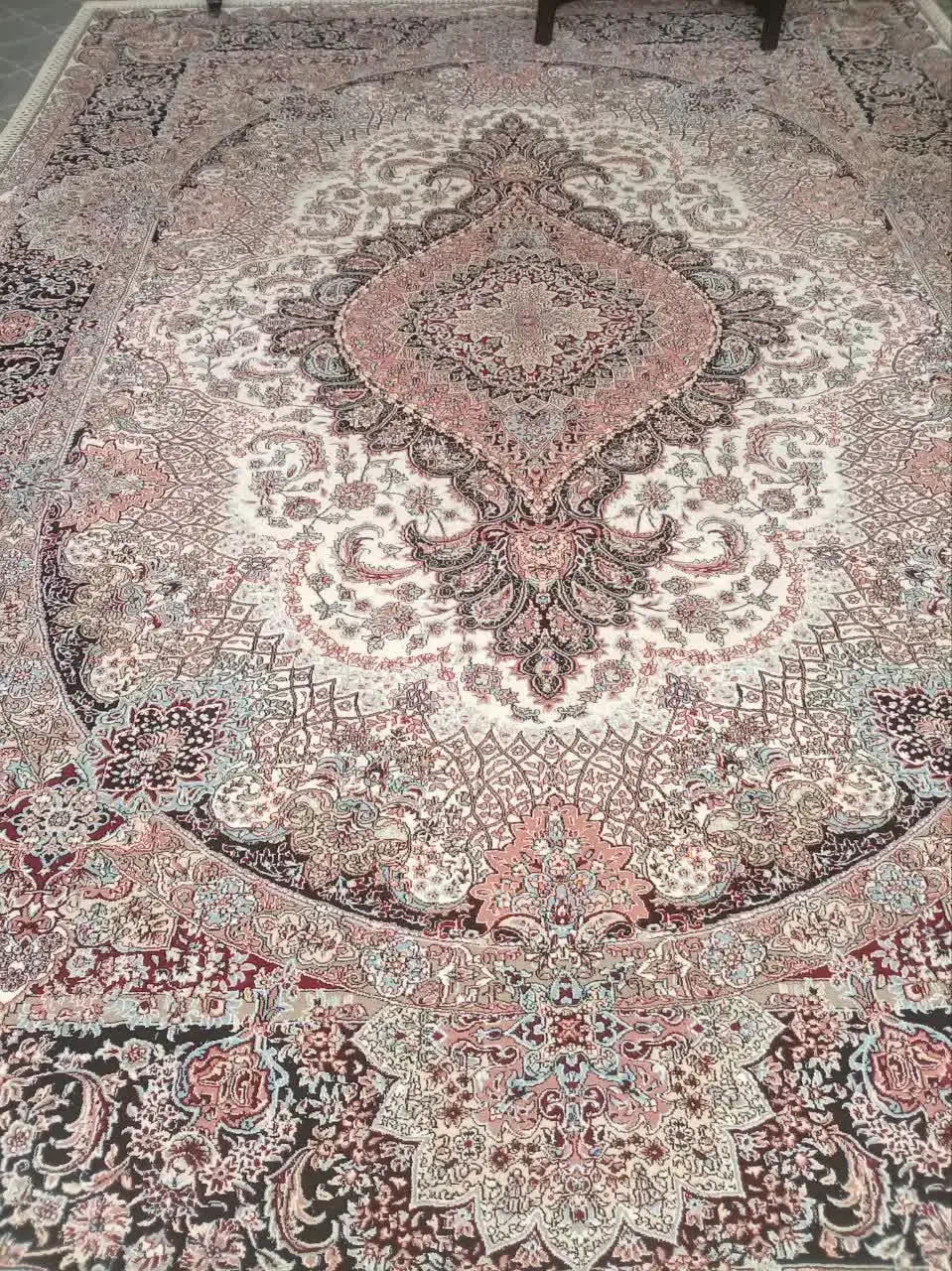 قالی|فرش|نجف‌آباد, یزدانشهر|دیوار