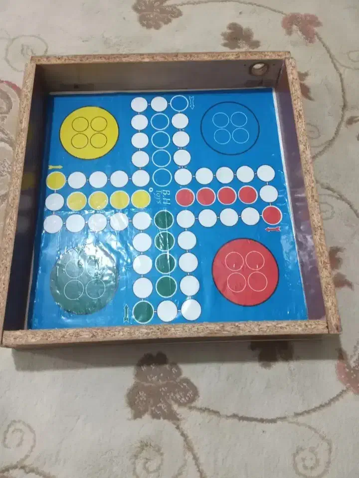 منچ|اسباببازی|تربتحیدریه, سرمحله|دیوار