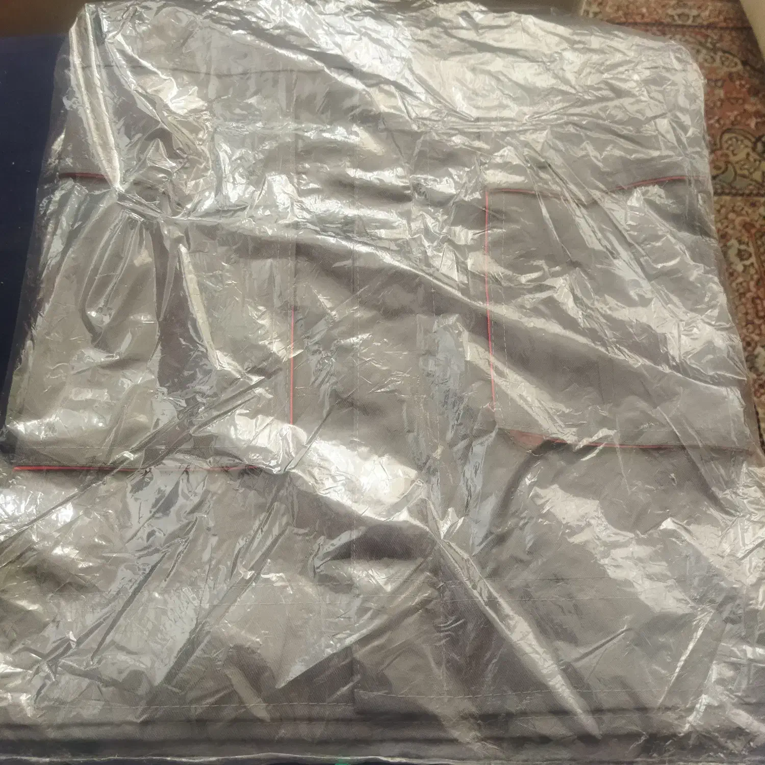 لباس کار نو نو|لباس|شاهین‌شهر, مسکن مهر|دیوار