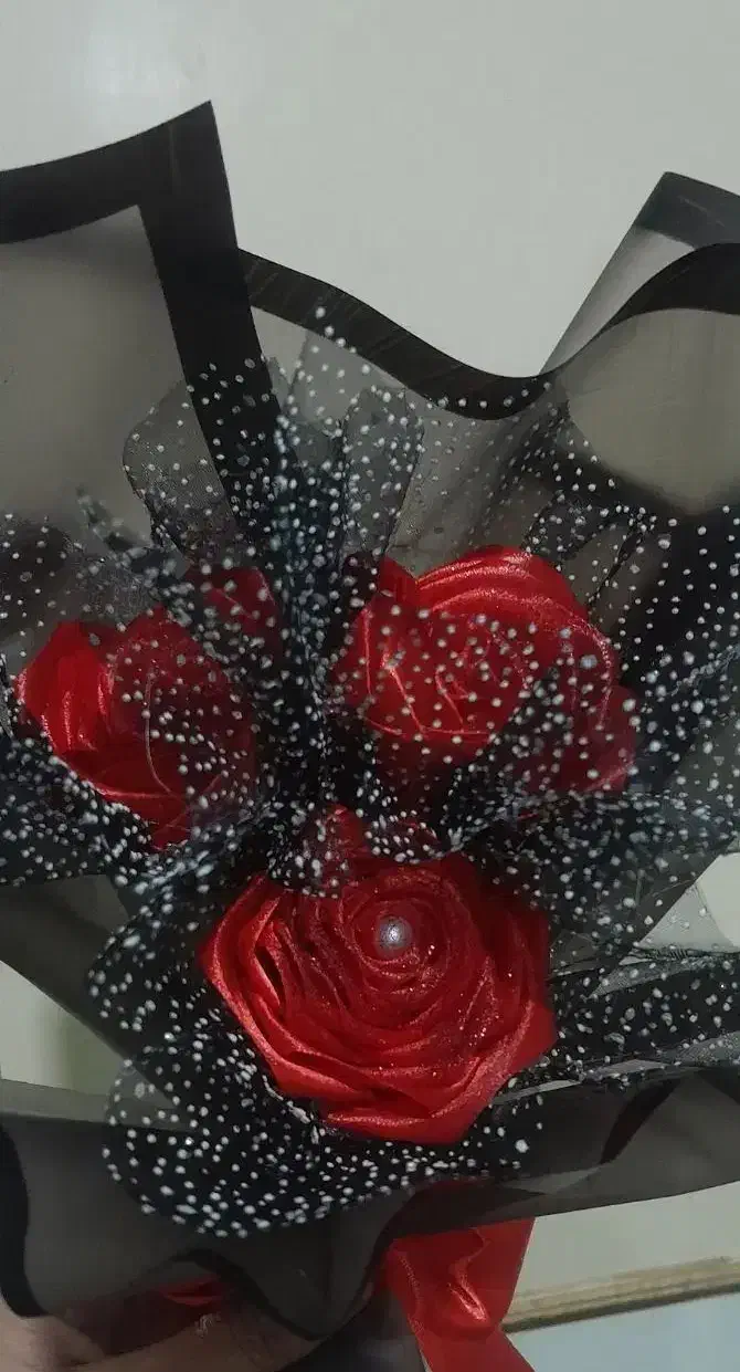 گل روبانی شیبان|گل مصنوعی|باوی, |دیوار