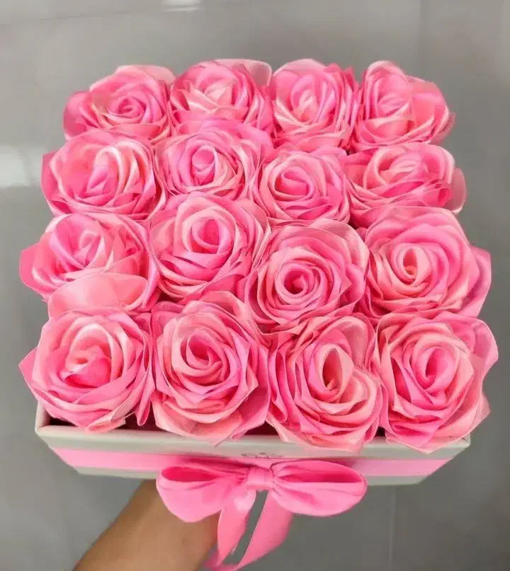 پول آرایی و باکس کادو و گل آرایی|گل مصنوعی|تبریز, |دیوار