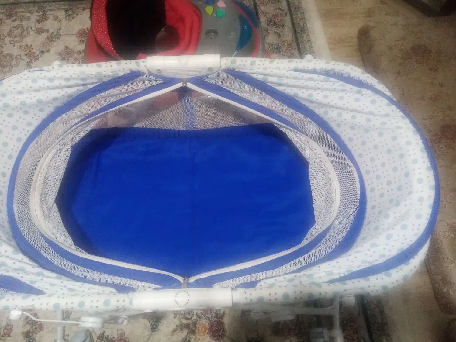 یک گهواره ویک روروک|اسباب و اثاث بچه|سنندج, |دیوار