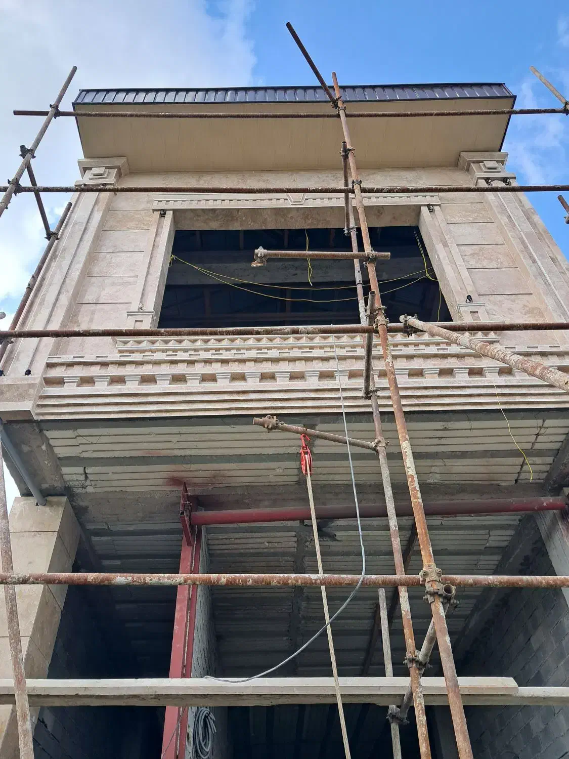 سنگ کاری وکاشی کاری پذیرفته میشود|خدمات پیشه و مهارت|املش, |دیوار