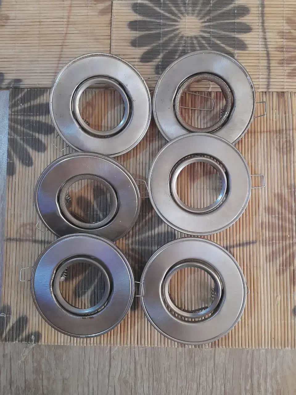 قاب هالوژن وسوکت|لامپ و چراغ|برزک, |دیوار