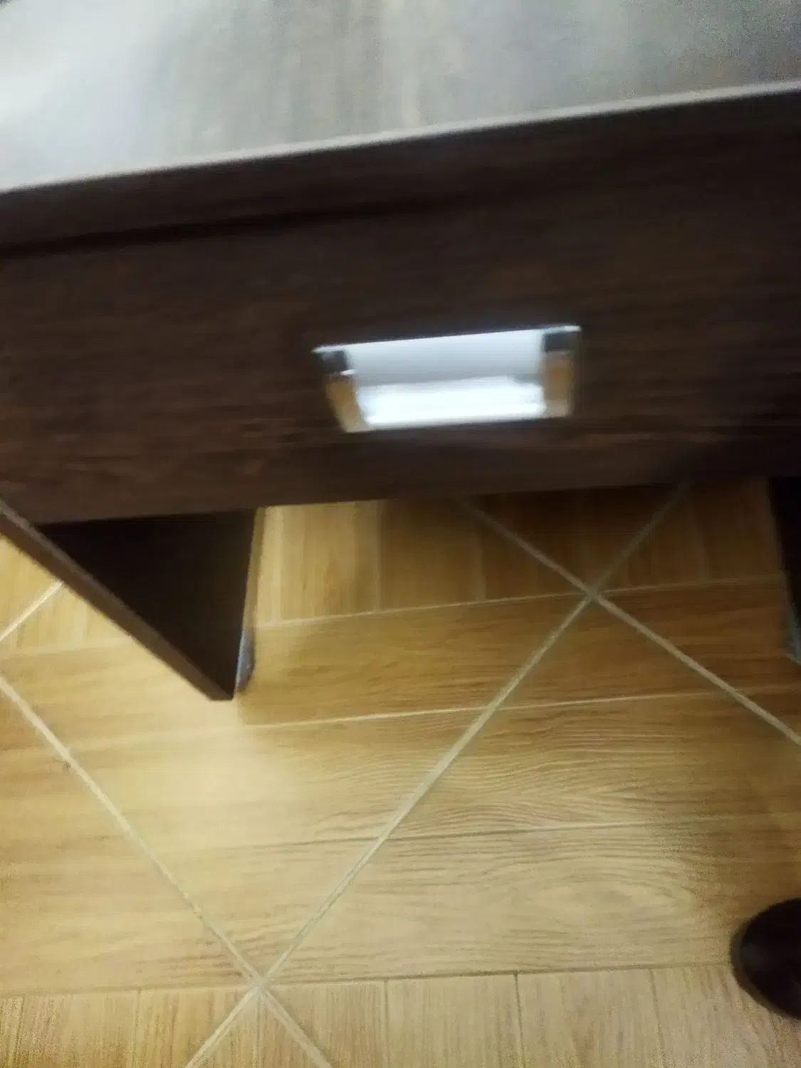 میز جلو مبلی همراه سه تا عسلی|مبلمان خانگی و میز عسلی|رشت, چله خانه|دیوار