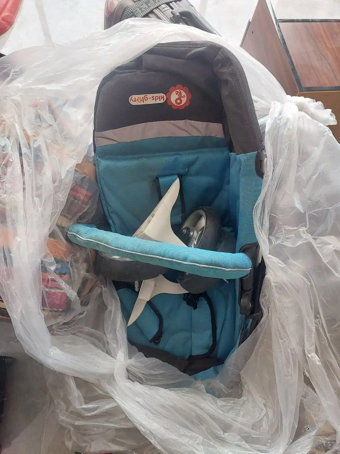 کالسکه کودک|کالسکه و لوازم جانبی|شهرکرد, |دیوار