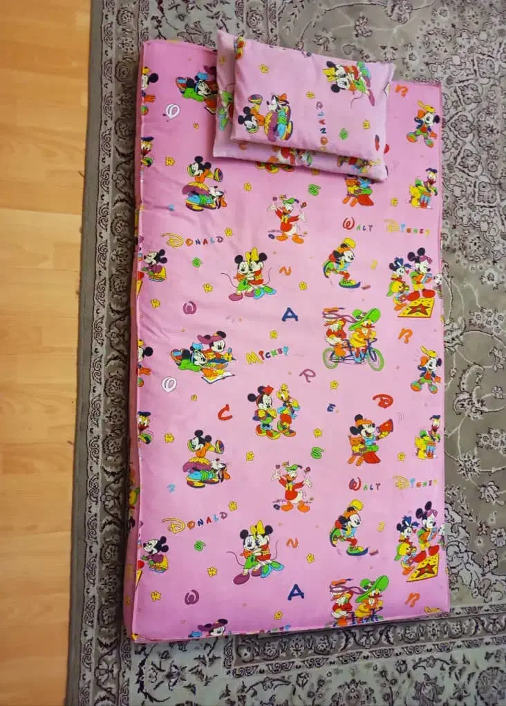 سرویس رختخواب کودک دست دوز و بسیار بسیار تمیز|اسباب و اثاث بچه|تهران, هفت حوض|دیوار