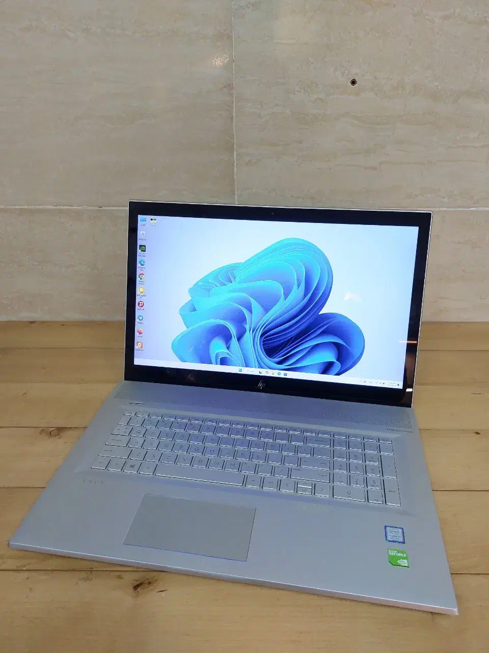 لپتاپ HP ENVY 17 رم 16 حافظه 512 فول|رایانه همراه|مشهد, ولیعصر (شهرک غرب)|دیوار