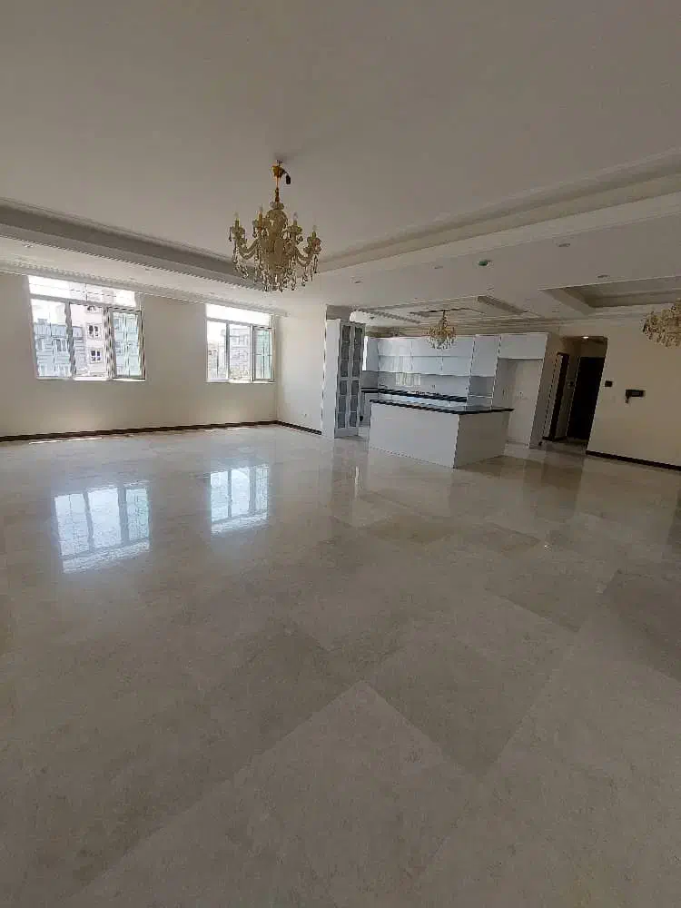 آپارتمان ۲۲۰ تکواحدی طبقه همکف تولیدی و انبار|اجارهٔ آپارتمان|تهران, منیریه|دیوار