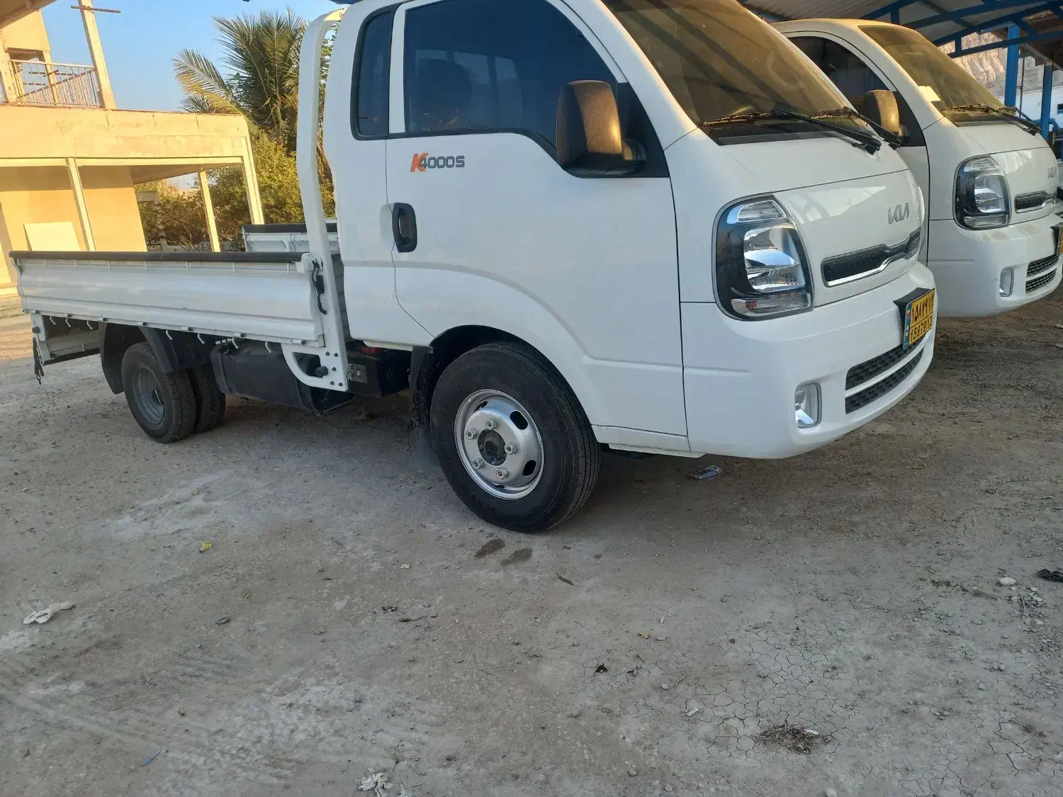 استخدام راننده پایه ۲ (ب۲) کامیونت بی‌ کاپ|استخدام حمل و نقل|قشم, |دیوار