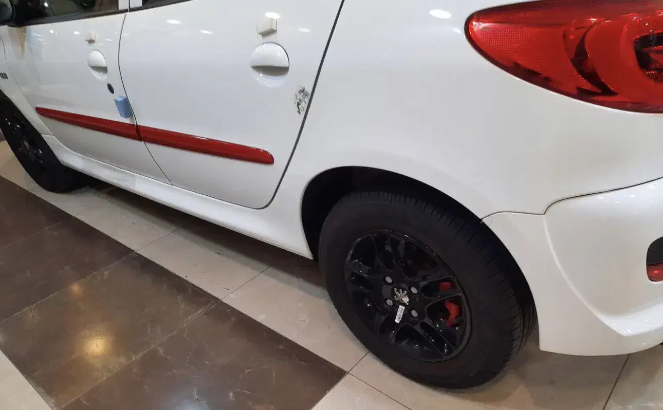 207 mc نقد‌و‌اقساط|خودرو سواری و وانت|بندرعباس, |دیوار